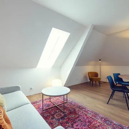 아파트 Leonart Living 54