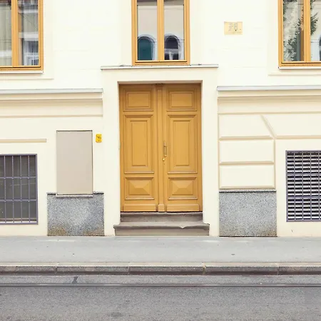 Διαμέρισμα Leonart Living 54