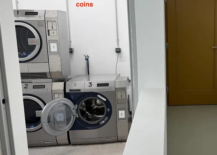 Leonart Living 54 公寓 *